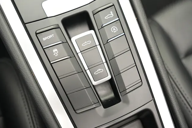 PORSCHE Boxster 2.7 Black Edition PDK *CH-Fahrzeug* *Approved*