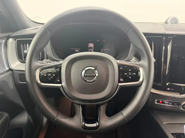 VOLVO XC60 2.0 T8 TE Ultimate Dark e