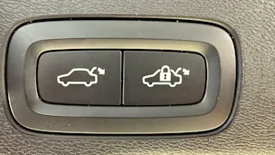 VOLVO XC60 2.0 T8 TE Ultimate Dark e
