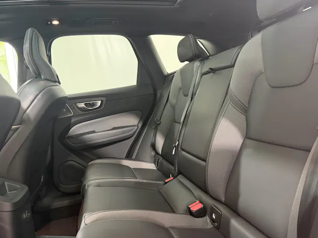 VOLVO XC60 2.0 T8 TE Ultimate Dark e