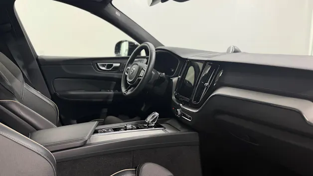 VOLVO XC60 2.0 T8 TE Ultimate Dark e
