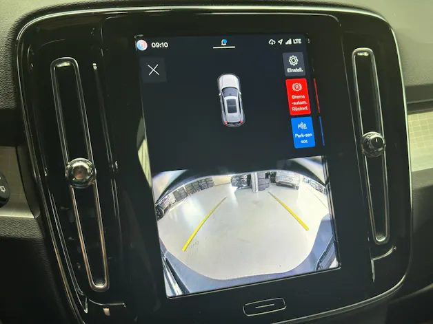 VOLVO XC40 B3 Plus Black Edition