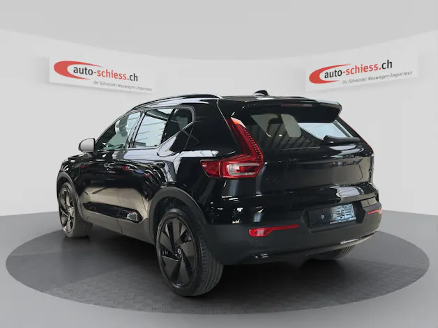VOLVO XC40 B3 Plus Black Edition