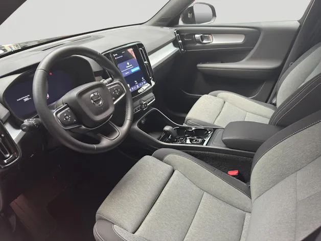 VOLVO XC40 B3 Plus Black Edition