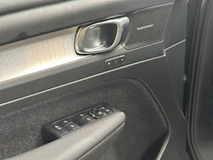VOLVO XC40 B3 Plus Black Edition