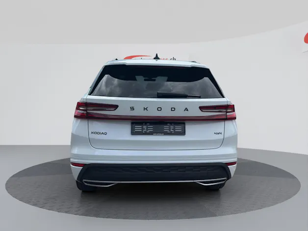 SKODA KODIAQ 2.0 TSI DSG 4x4 Sportline NAVI AHK
