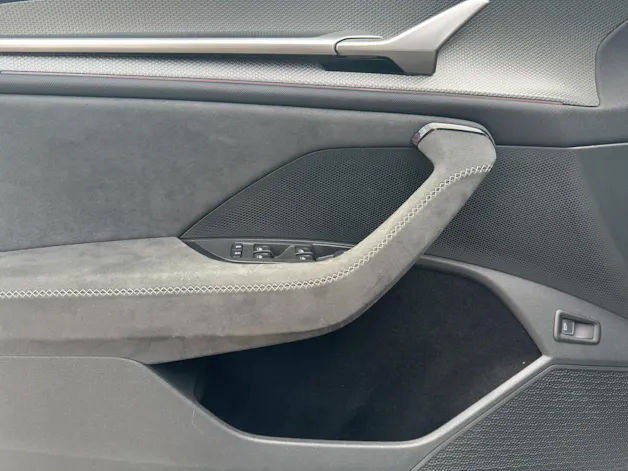 SKODA KODIAQ 2.0 TSI DSG 4x4 Sportline NAVI AHK