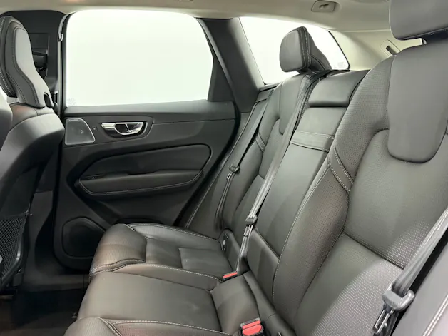 VOLVO XC60 2.0 B5 MH Inscription AWD