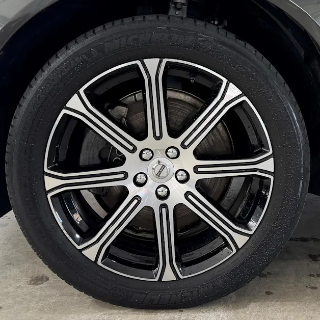VOLVO XC60 2.0 B5 MH Inscription AWD