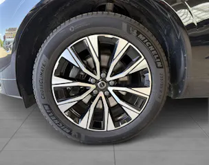 VOLVO XC60 2.0 B5 MH Inscription AWD
