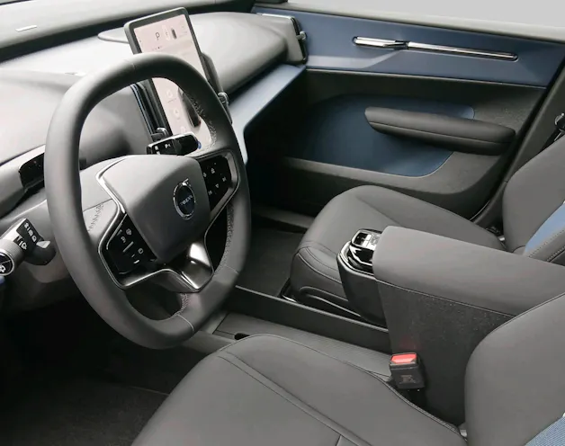 VOLVO EX 30 E60 Plus Swiss Black Edit