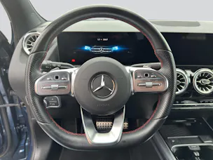 MERCEDES-BENZ GLA 200d AMG Night 8G-DCT