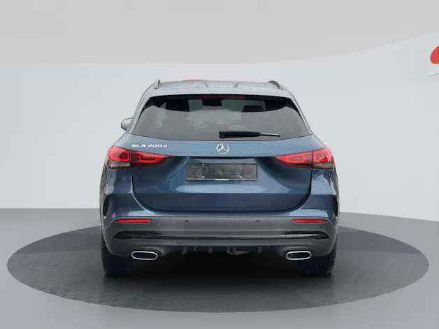 MERCEDES-BENZ GLA 200d AMG Night 8G-DCT