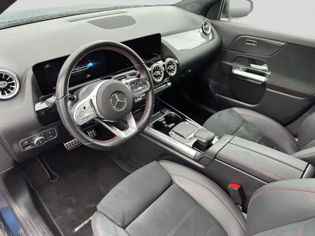 MERCEDES-BENZ GLA 200d AMG Night 8G-DCT