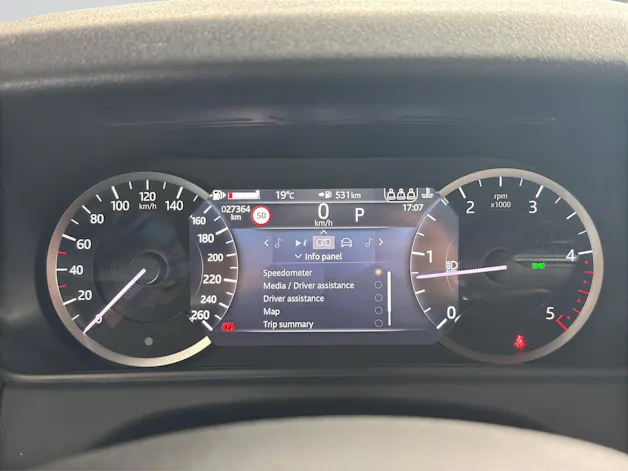 Land Rover Range Rover Velar R-Dynamic D 200 SE Automatic
