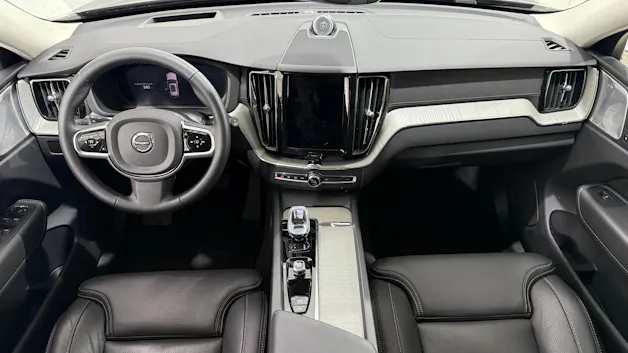 VOLVO XC60 2.0 T8 TE Ultra Dark eAWD