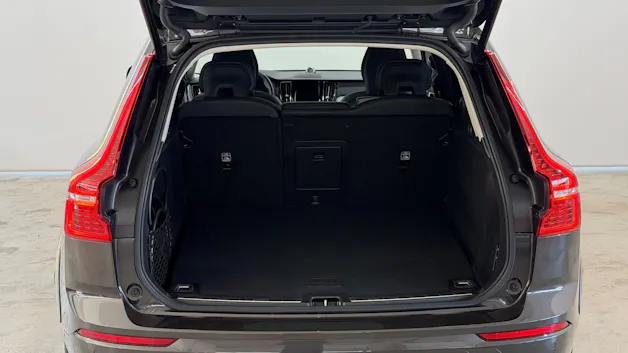 VOLVO XC60 2.0 T8 TE Ultra Dark eAWD