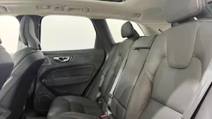 VOLVO XC60 2.0 T8 TE Ultra Dark eAWD