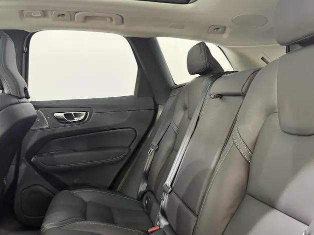 VOLVO XC60 2.0 T8 TE Ultra Dark eAWD