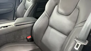 VOLVO XC60 2.0 T8 TE Ultra Dark eAWD