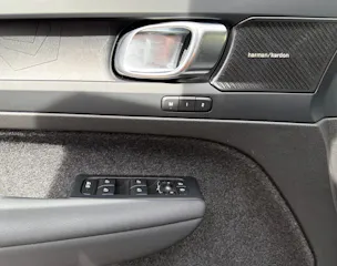 VOLVO C40 E80 Ultimate AWD