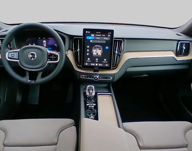 VOLVO XC60 2.0 T6 TE Ultra Dark eAWD