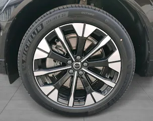 VOLVO XC60 2.0 T6 TE Ultra Dark eAWD