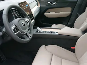 VOLVO XC60 2.0 T6 TE Ultra Dark eAWD
