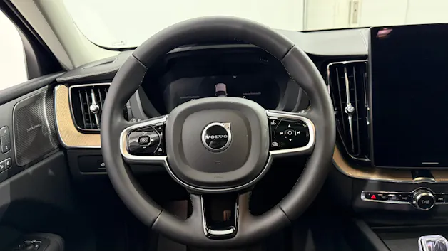 VOLVO XC60 2.0 T6 TE Ultra Dark eAWD