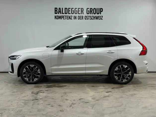 VOLVO XC60 2.0 T6 TE Ultra Dark eAWD
