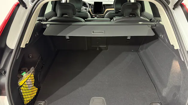 VOLVO XC60 2.0 T6 TE Ultra Dark eAWD