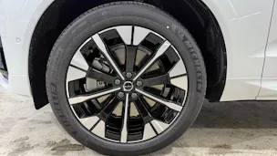 VOLVO XC60 2.0 T6 TE Ultra Dark eAWD
