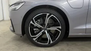 VOLVO V60 2.0 T6 TE Ultra Dark eAWD