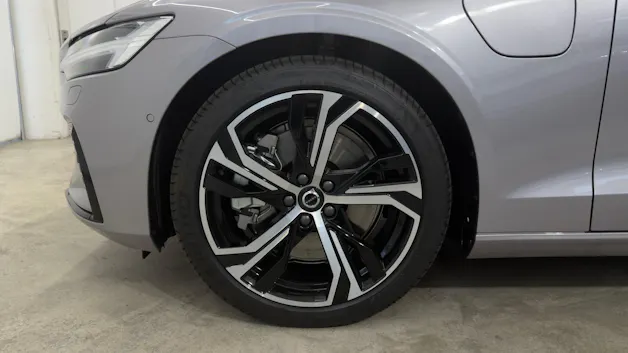 VOLVO V60 2.0 T6 TE Ultra Dark eAWD