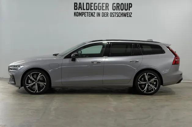 VOLVO V60 2.0 T6 TE Ultra Dark eAWD