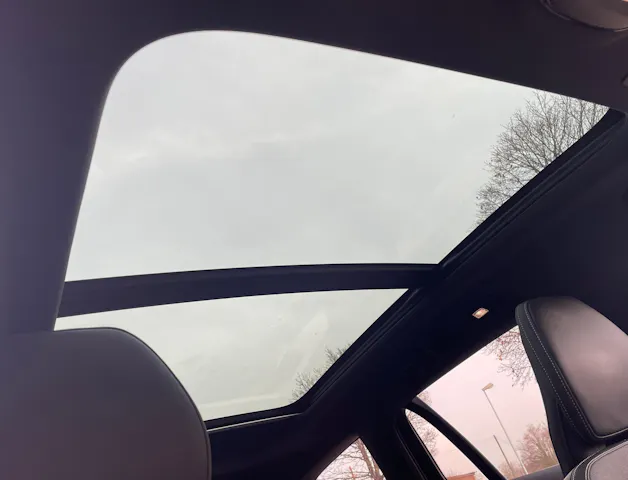 VOLVO V60 T6e AWD Ultim Dark