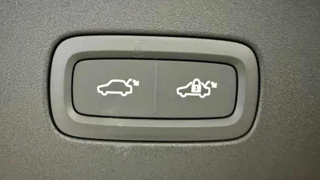 VOLVO ES90 Ultra