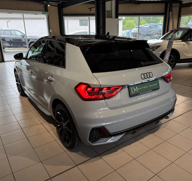 AUDI A1 Sportback 30 TFSI S Line S-tronic