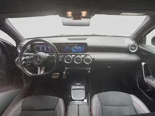 MERCEDES-BENZ A 200 AMG Line Limousine 7G-DCT