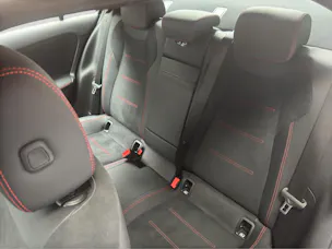 MERCEDES-BENZ A 200 AMG Line Limousine 7G-DCT