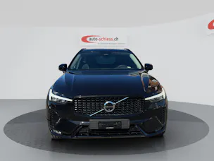 VOLVO XC60 B5 Benzin Mild Hybrid AWD Plus Dark Geartronic