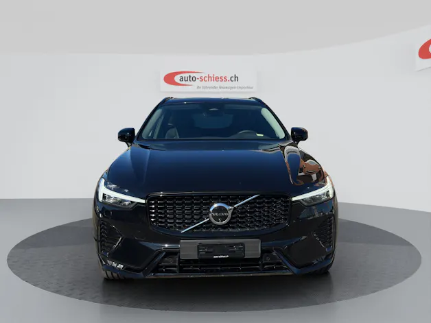 VOLVO XC60 B5 Benzin Mild Hybrid AWD Plus Dark Geartronic