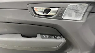 VOLVO XC60 2.0 T6 TE Black Edition e