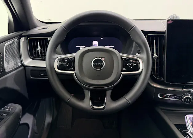 VOLVO XC60 2.0 T6 TE Black Edition e