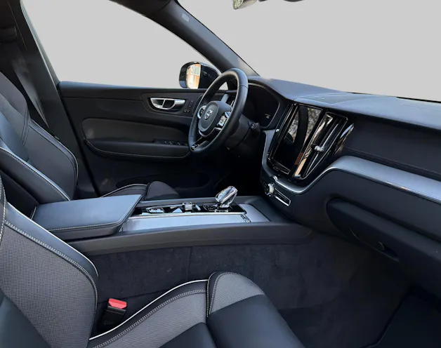 VOLVO XC60 2.0 T6 TE Ultimate Dark e
