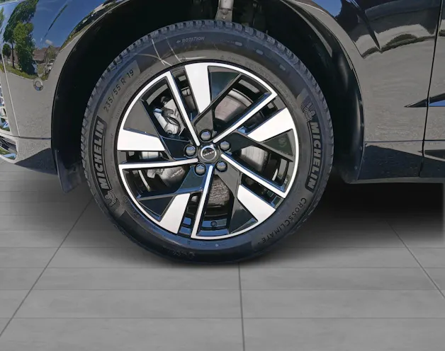 VOLVO XC60 2.0 T6 TE Plus Dark eAWD