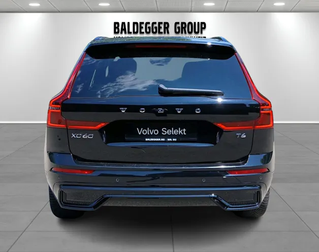 VOLVO XC60 2.0 T6 TE Plus Dark eAWD