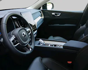 VOLVO XC60 2.0 T6 TE Plus Dark eAWD