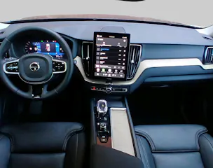 VOLVO XC60 2.0 T6 TE Plus Dark eAWD