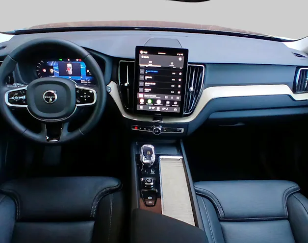VOLVO XC60 2.0 T6 TE Plus Dark eAWD